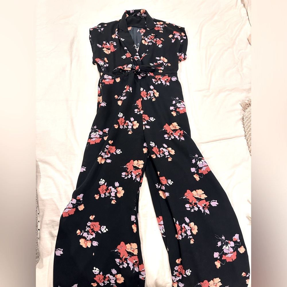 Vero Moda jumpsuit with floral pattern size M